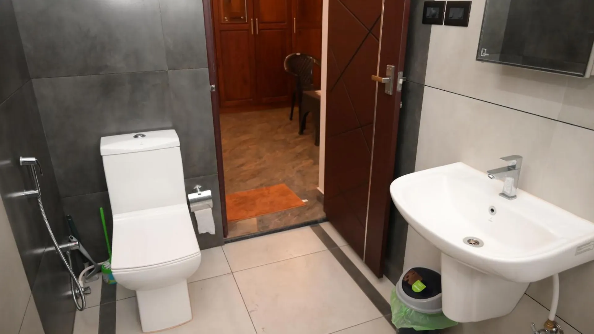 Maddy'S Mansion Apartment Thiruvananthapuram